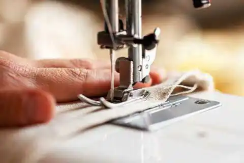 Handarbeit spielt bei Dolzer Maßkonfektionäre eine große Rolle